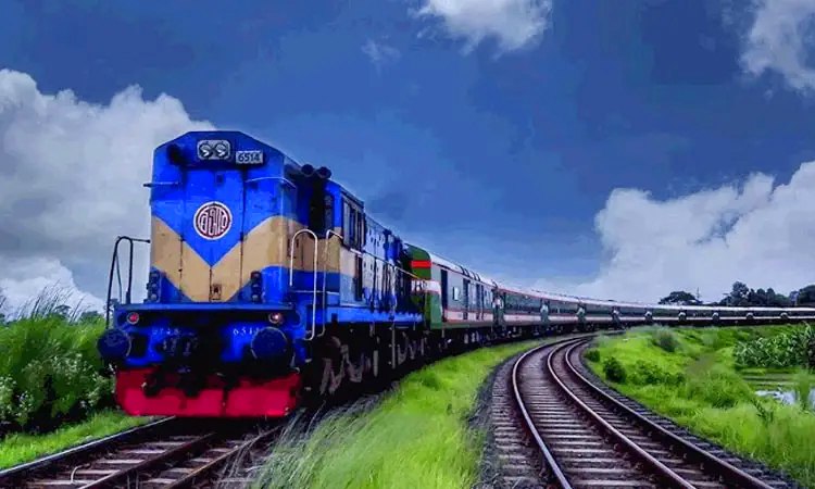 ঈদযাত্রা: বিমানবন্দর স্টেশনে থামবে না ঢাকাগামী ৯ ট্রেন
