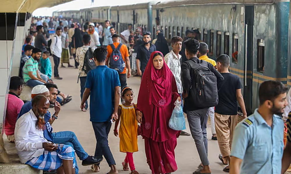 ঈদে দুই দিনে ঢাকা ছেড়েছেন ৪১ লাখ সীমধারী
