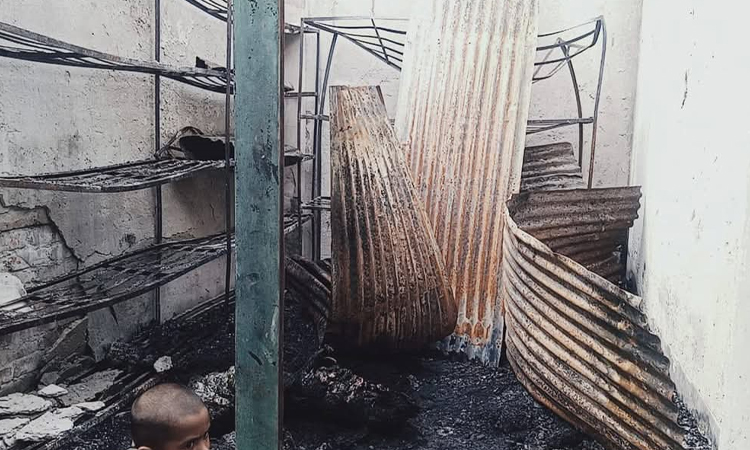 মতলব উত্তরে ছেংগারচর বাজারে ভয়াবহ অগ্নিকাণ্ড: চার দোকান পুড়ে ছাই