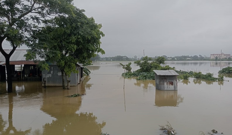 উজানের ঢলে আখাউড়া সীমান্ত সীমান্তবর্তী নিম্ন অঞ্চল প্লাবিত