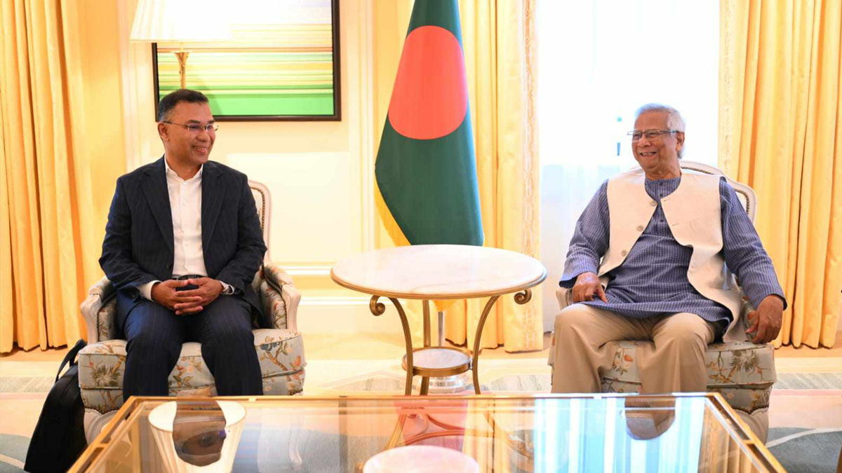লন্ডনে ড. ইউনূসের সঙ্গে তারেক রহমানের বৈঠক শুরু
