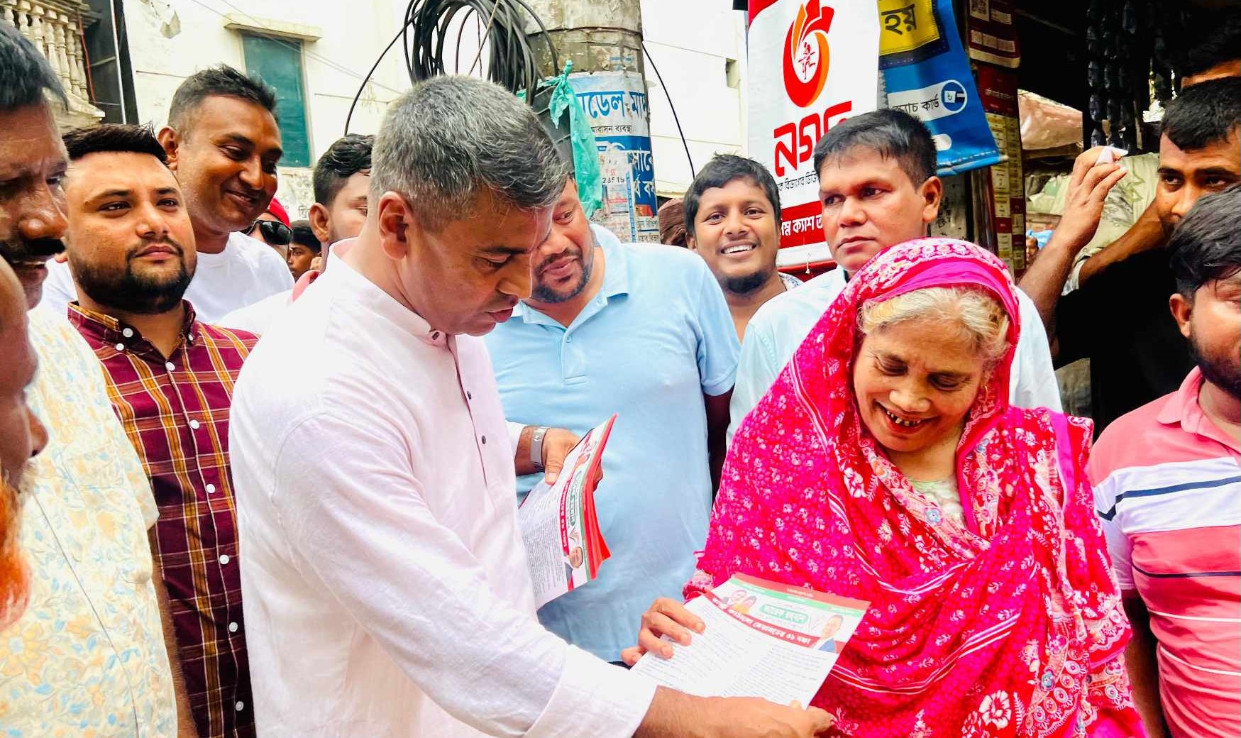 দক্ষিণখানে রাষ্ট্র কাঠামো সংস্কারে বিএনপির ৩১ দফা প্রচার