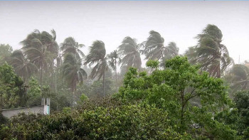 দুপুরের মধ্যে দুই বিভাগে ঝড়বৃষ্টির সম্ভাবনা