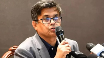 শুল্ক ইস্যুতে যুক্তরাষ্ট্রকে ৪৮ ঘণ্টায় দুটি চিঠি দেবে সরকার