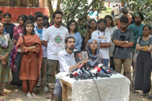 শোভাযাত্রার নাম পরিবর্তন নিয়ে মতামত নেয়া হয়নি, অভিযোগ চারুকলার শিক্ষার্থীদের