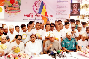 ধর্ম যার যার রাষ্ট্র সবার, দেশে বিভক্তির কোনো সুযোগ থাকবে না : আমীর খসরু