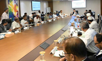 জাতীয় স্বার্থের বাইরে কোনো সিদ্ধান্ত নেওয়া হবে না: আশিক চৌধুরী