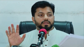 মেয়র ইস্যুতে কালক্ষেপণের অভিযোগ, শপথের জন্য প্রস্তুত ইশরাক