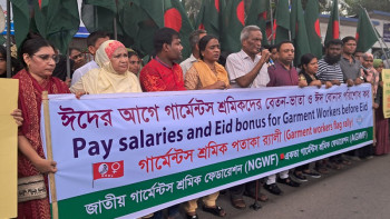 বেতন ও ঈদ বোনাসের দাবিতে শ্রম মন্ত্রণালয় ঘেরাওয়ের হুঁশিয়ারি গার্মেন্টস শ্রমিকদের