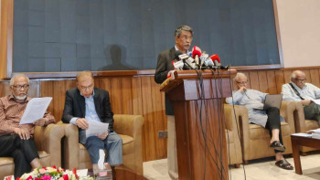 তত্ত্বাবধায়ক সরকার পুনঃপ্রতিষ্ঠায় কোনো দ্বিমত নেই : আলী রীয়াজ
