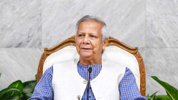জাপানের উদ্দেশে ঢাকা ছাড়লেন প্রধান উপদেষ্টা