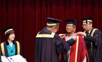 সোকা বিশ্ববিদ্যালয় প্রফেসর ইউনূসকে সম্মানসূচক ডক্টরেট ডিগ্রি প্রদান