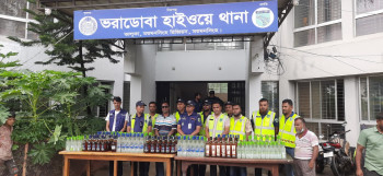 ভালুকায় ৩৮৮ বোতল ভারতীয় মদসহ পিকআপ জব্দ, চালক পলাতক