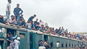 শেষ মুহূর্তে কমলাপুরে উপচে পড়া ভিড়