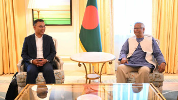 লন্ডনে ড. ইউনূসের সঙ্গে তারেক রহমানের বৈঠক শুরু