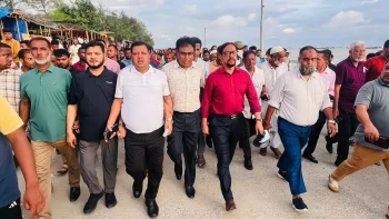পতেঙ্গা সমুদ্র সৈকত হবে আন্তর্জাতিক টুরিস্ট স্পট: চসিক মেয়র