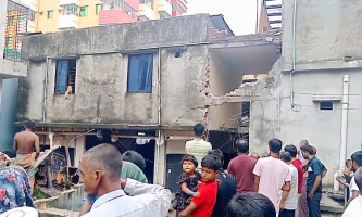 আশুলিয়ায় গ্যাস সিলিন্ডার লিকেজ থেকে বিস্ফোরনে দগ্ধ ৫