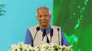 জলবায়ু পরিবর্তন মোকাবেলায় তরুণদের এগিয়ে আসতে হবে: বিশ্ব পরিবেশ দিবসের অনুষ্ঠানে ড. ইউনূস
