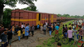 খুলনার সঙ্গে সারাদেশের রেল চলাচল বন্ধ